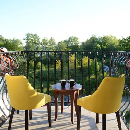 Resort Dworek Jamnenski 3*