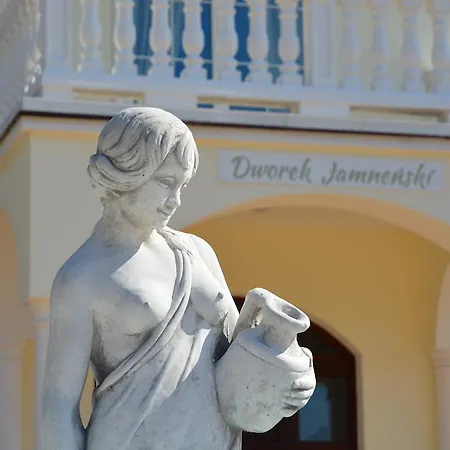 Ośrodek wypoczynkowy Dworek Jamneński Łazy