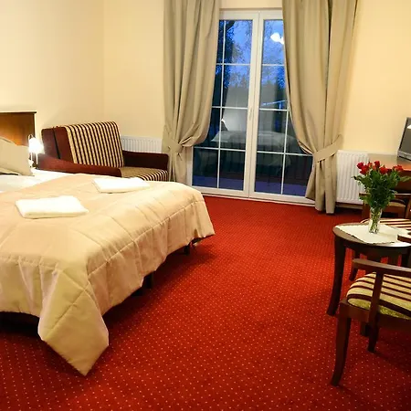 Dworek Jamnenski 3* Łazy