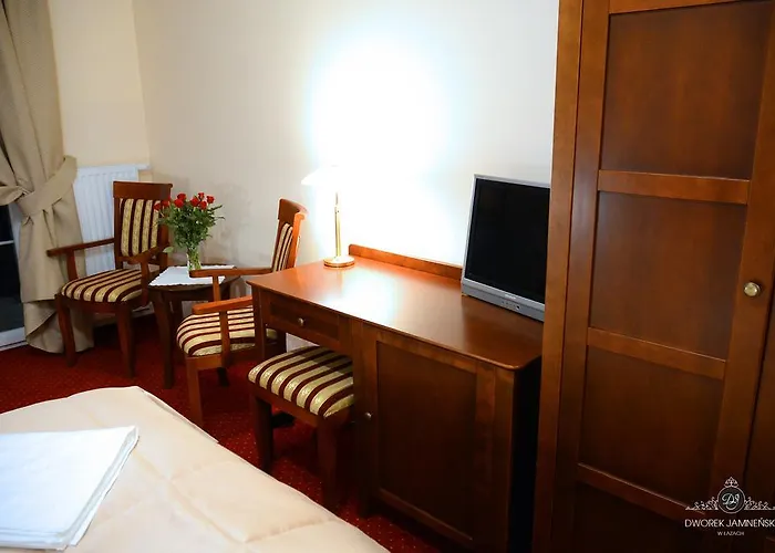 Dworek Jamnenski 度假村 3*